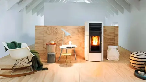 500€ de descuento en esta estufa de pellet QLIMA en Leroy Merlin.