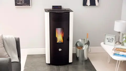 Conoce la estufa de pellets llamada a arrasar en Navidad 2021.