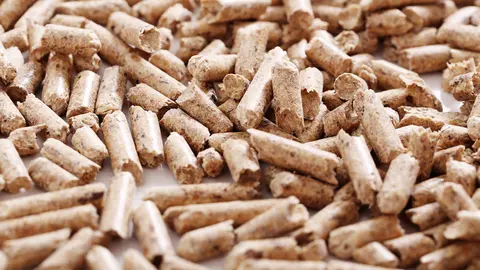 ¿Cuánto tiempo dura un saco de 15kg de pellets?